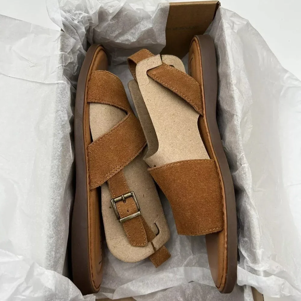 B.O.C Women’s Flat Sandals Size 7 Brown Suede Upper Lightweight & Comfortable‎